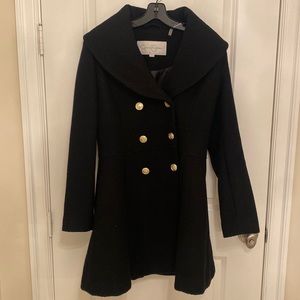 Jessica Simpson double breasted black coat. Size S. No damage.